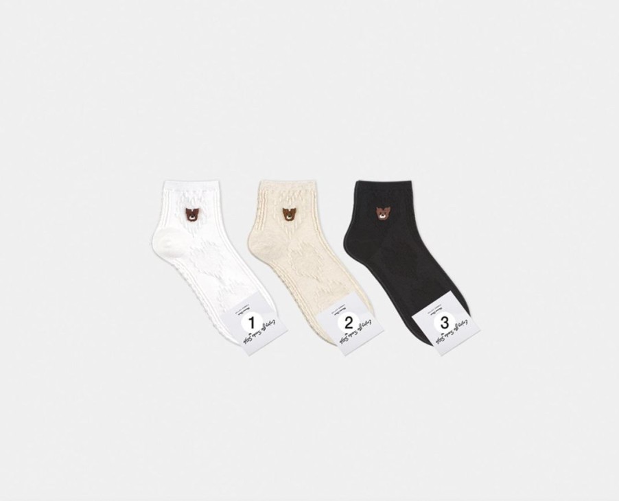 Lifestyle Yeppo & Soonsoo | Bear Lace Heart Socks