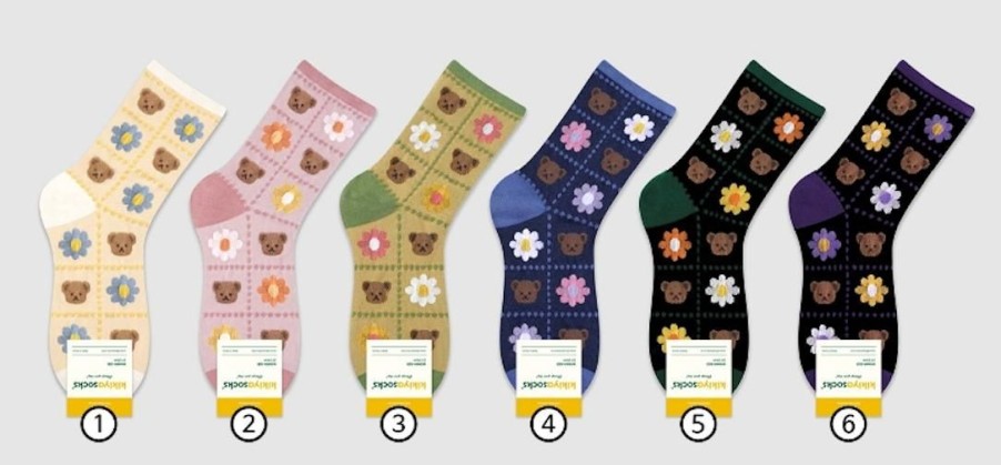 Lifestyle Yeppo & Soonsoo | Flowers And Bears Socks